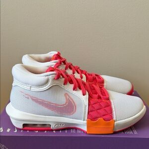 Nike Lebron Witness 8 White Aster Pink FB2239-104 Men’s Size 11.5